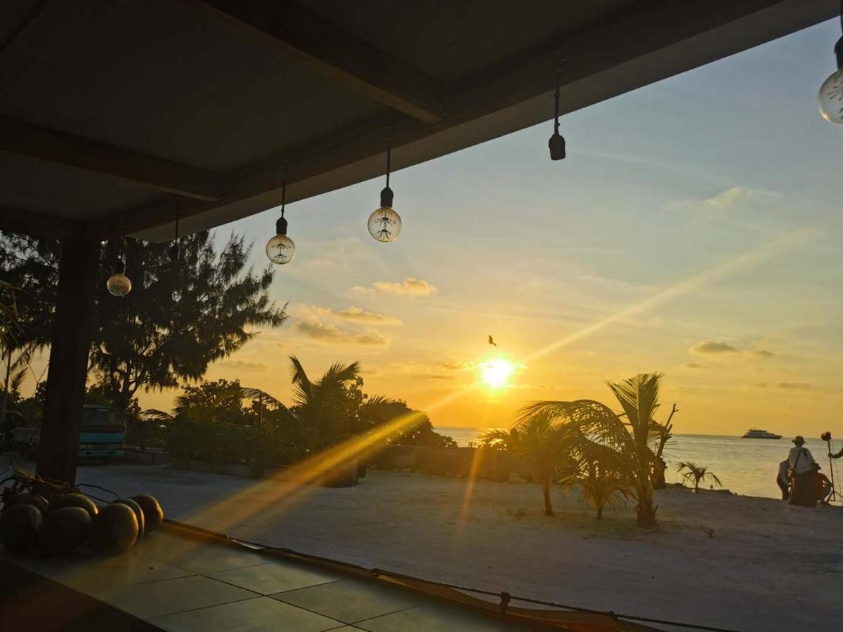 Hotel Ocean Vista Maldives,Maafushi Exterior foto